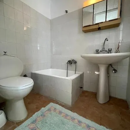 בית נופש Katholiki Traditional House *